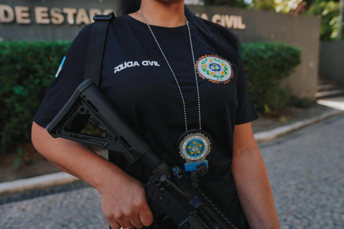Polícia Civil prende homem por ameaças e perseguição contra ex-companheira