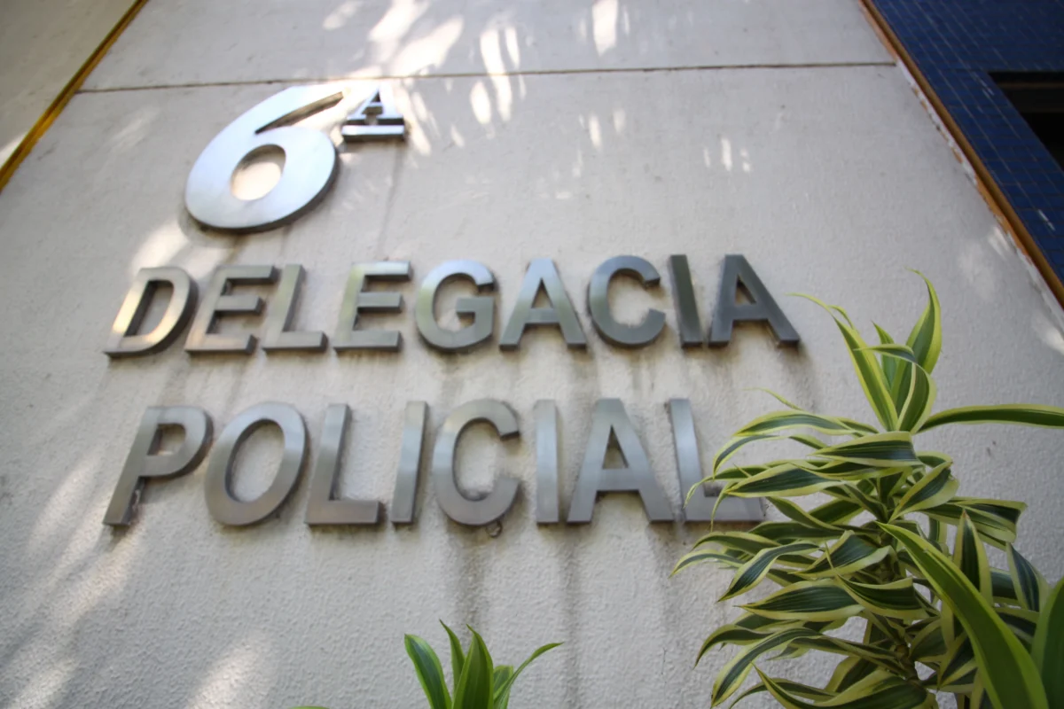 Polícia Civil prende integrante de organização criminosa envolvido em roubos e furtos de celulares na Zona Sul