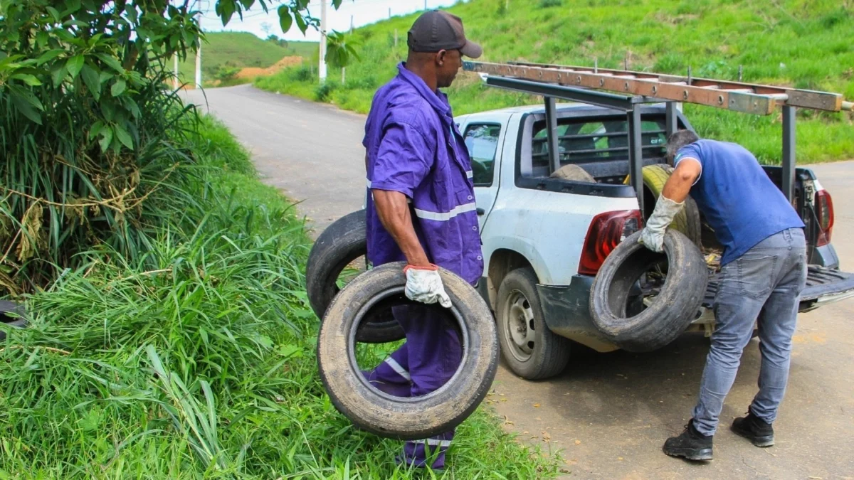 Prefeitura de Barra Mansa apura descarte irregular de pneus em área verde no bairro Vista Alegre