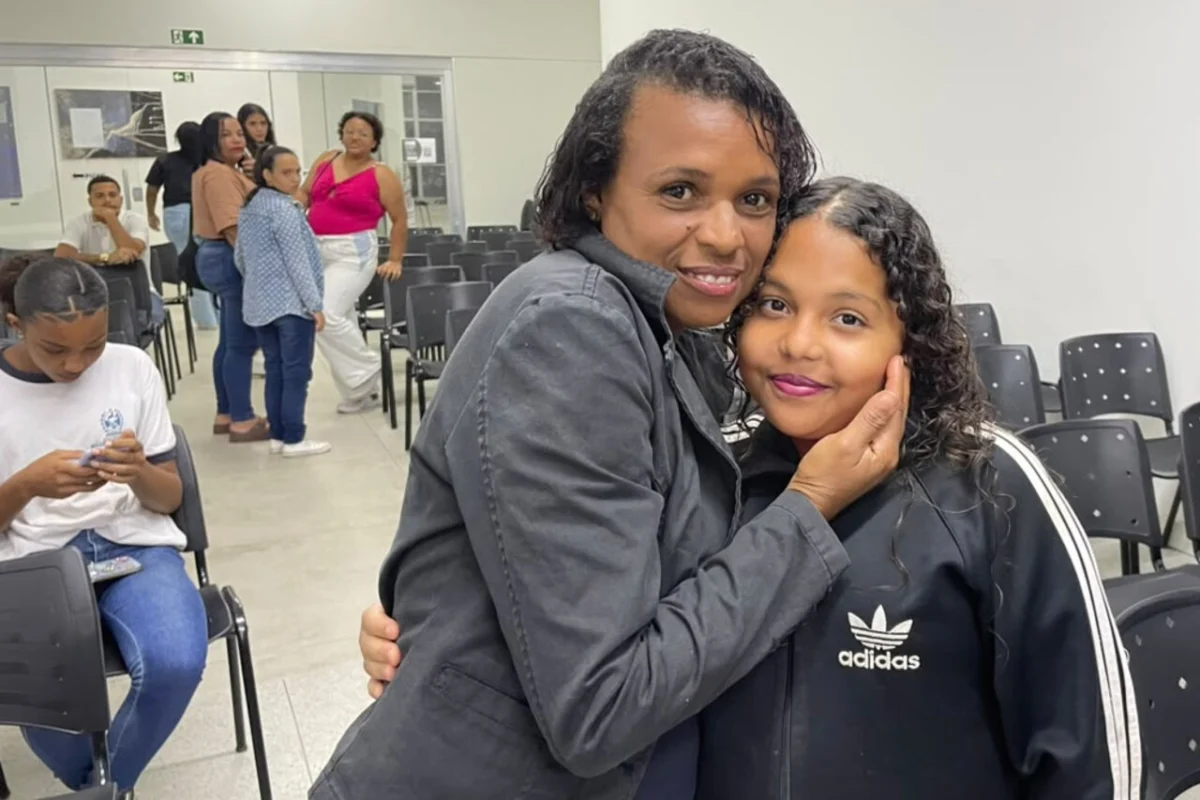 Reunião dá início aos preparativos do Baile de Debutantes