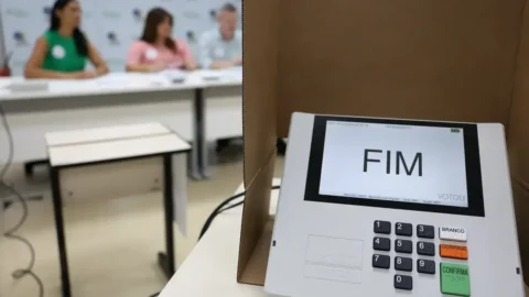 Saiba os direitos de idosos e pessoas com deficiência para votar