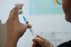 São Gonçalo reforça importância das vacinas para crianças, adolescentes e adultos
