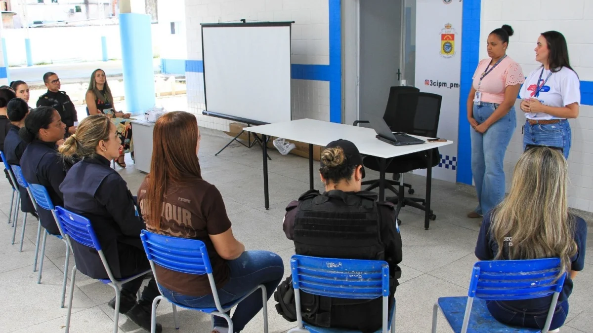 Saúde de Barra Mansa promove palestra do Outubro Rosa para policiais femininas da 3ª CIPM
