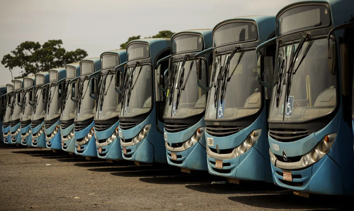 TRE-BA determina retomada integral da frota de ônibus em Salvador